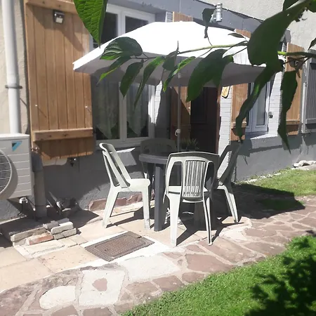 Gites, Les Sapins, Les Jonquilles, Le Sagard Nature Et Détente